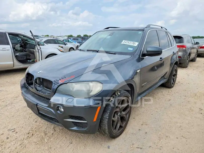 2011 BMW X5 фото