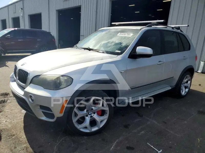 2011 BMW X5 photo