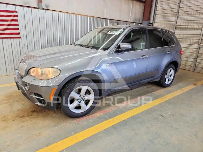 2011 BMW X5 фото