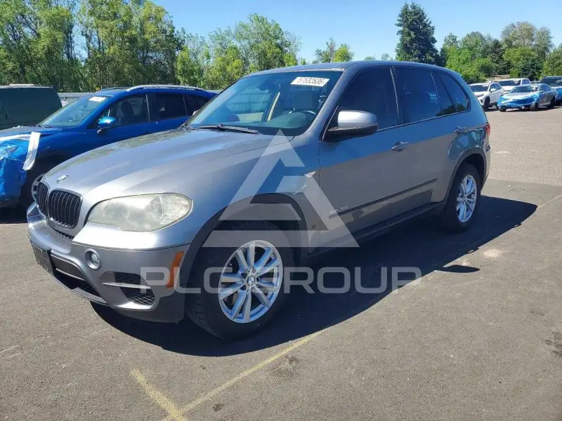 2011 BMW X5 photo