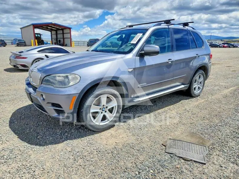 2011 BMW X5 фото
