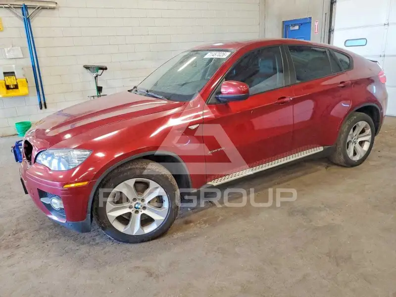 2011 BMW X6 фото