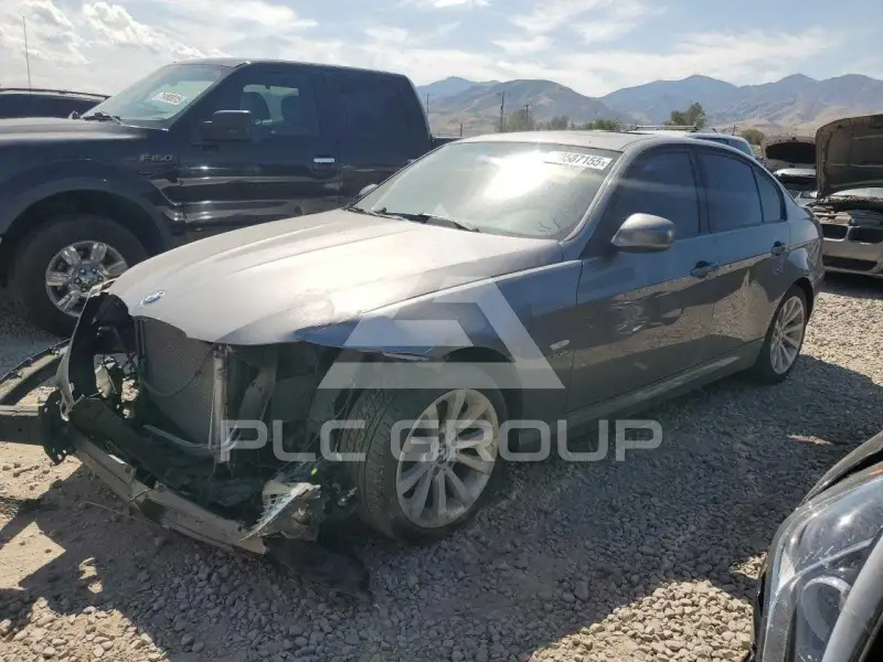 2011 BMW 328 photo