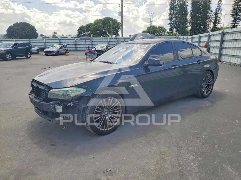2011 BMW 528 фото