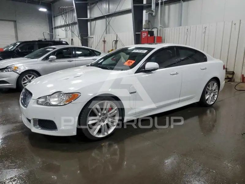 2011 Jaguar XF фото