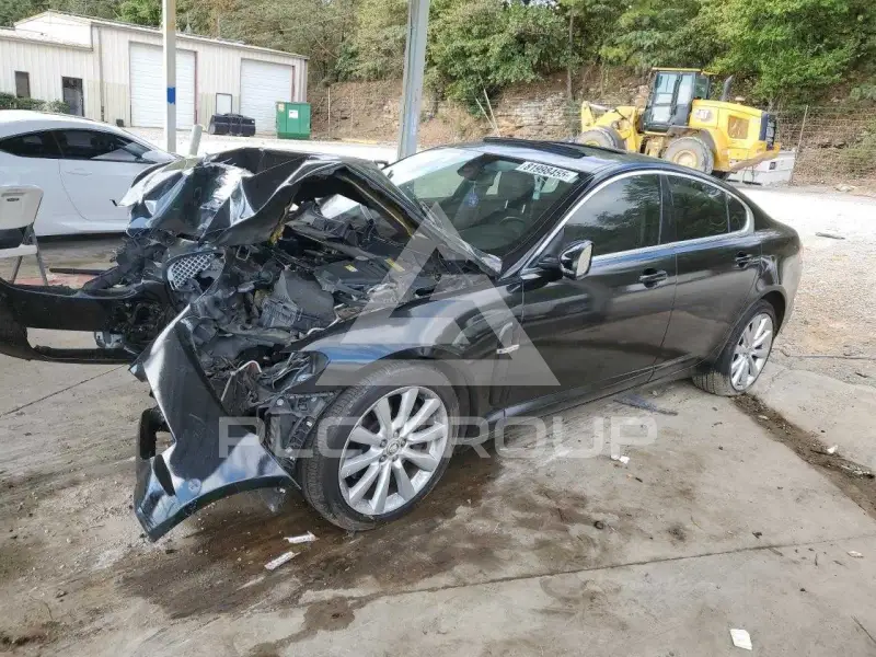 2011 Jaguar XF photo