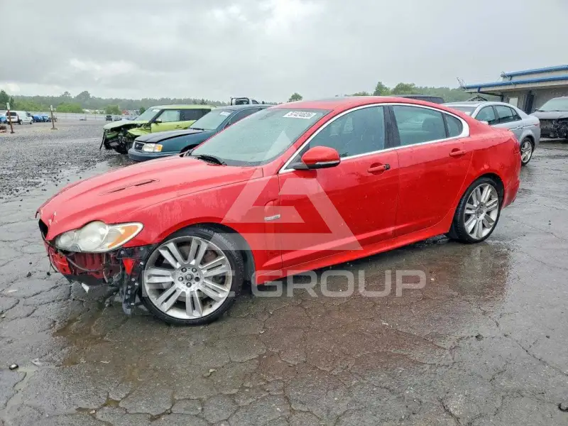 2011 Jaguar XF фото