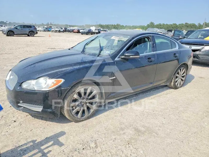 2011 Jaguar XF фото