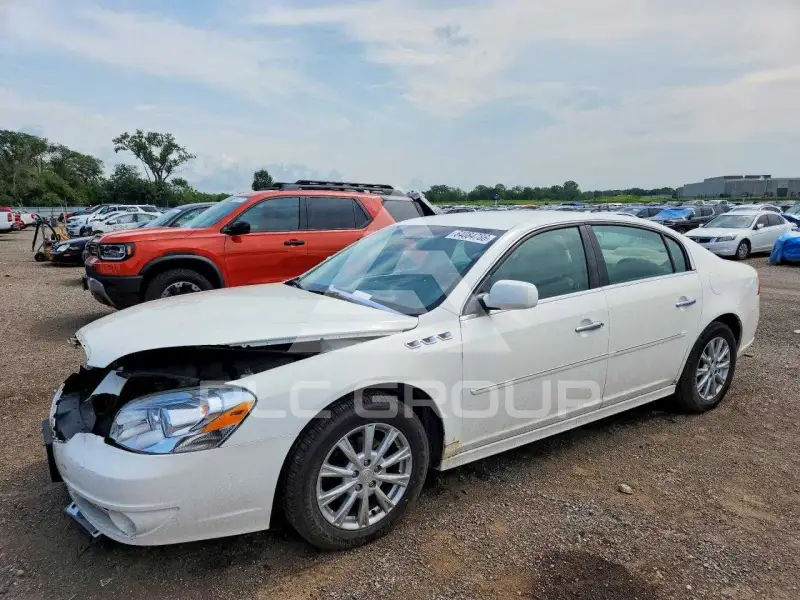 2011 Buick LUCERNE photo