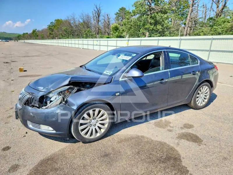 2011 Buick REGAL photo