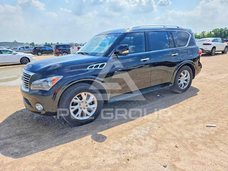 2011 Infinity QX56 photo