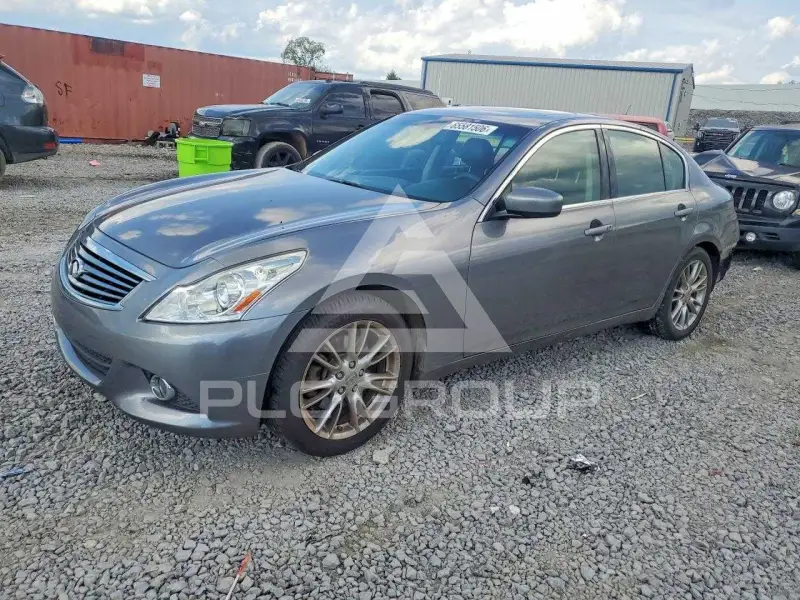 2011 Infinity G37 photo