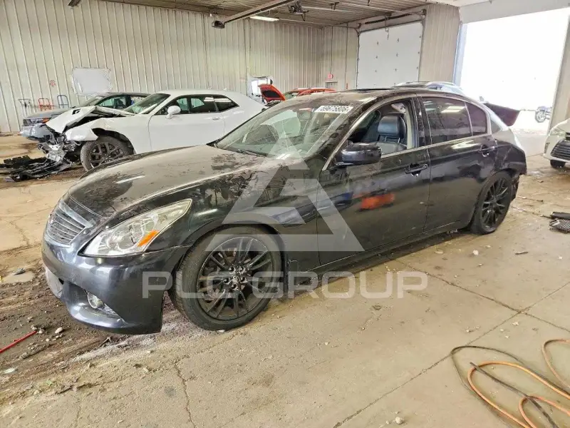2011 Infinity G37 photo