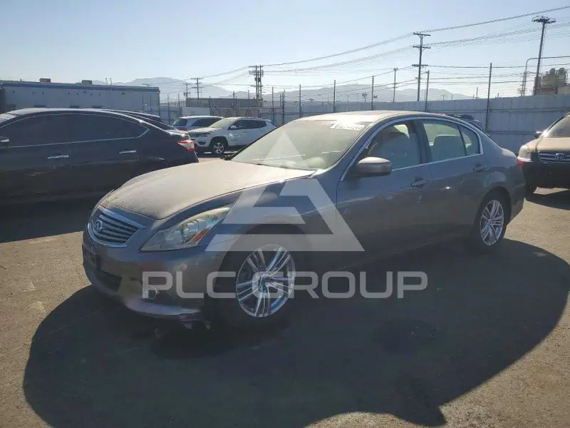 2011 Infinity G37 photo