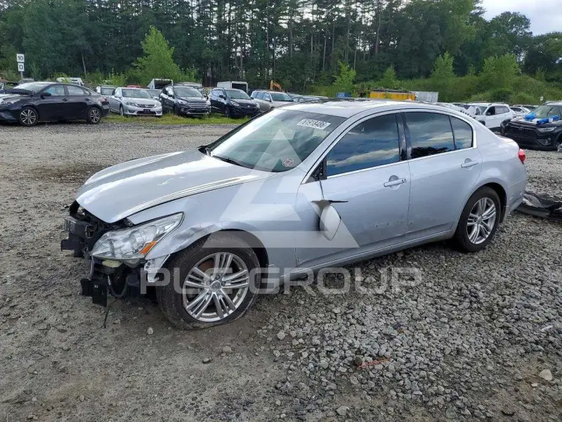 2011 Infinity G37 photo