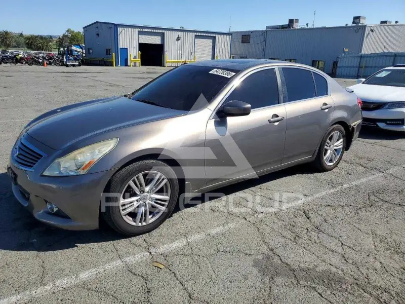 2011 Infinity G37 фото