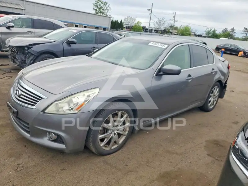2011 Infinity G37 фото