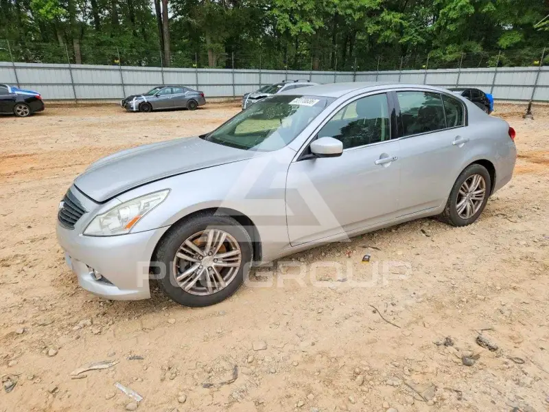 2011 Infinity G37 photo