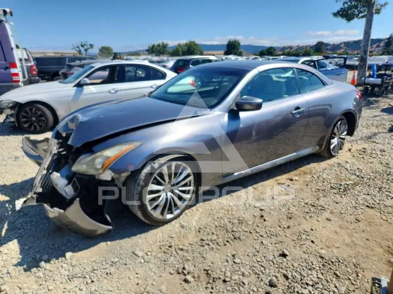 2011 Infinity G37 photo