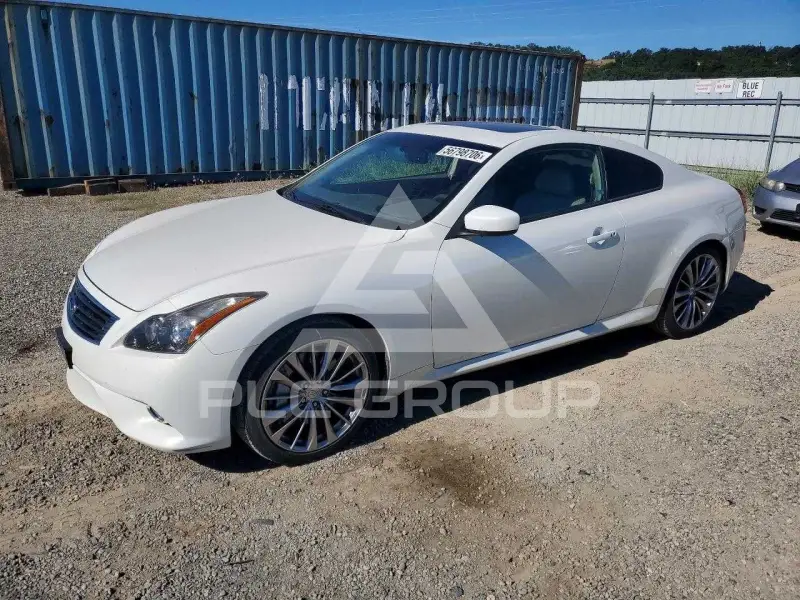 2011 Infinity G37 фото
