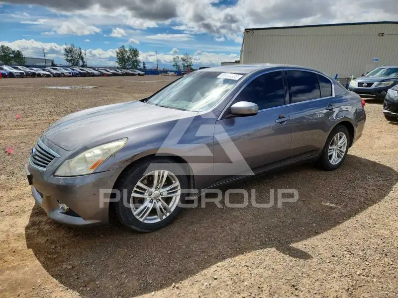 2011 Infinity G37 photo
