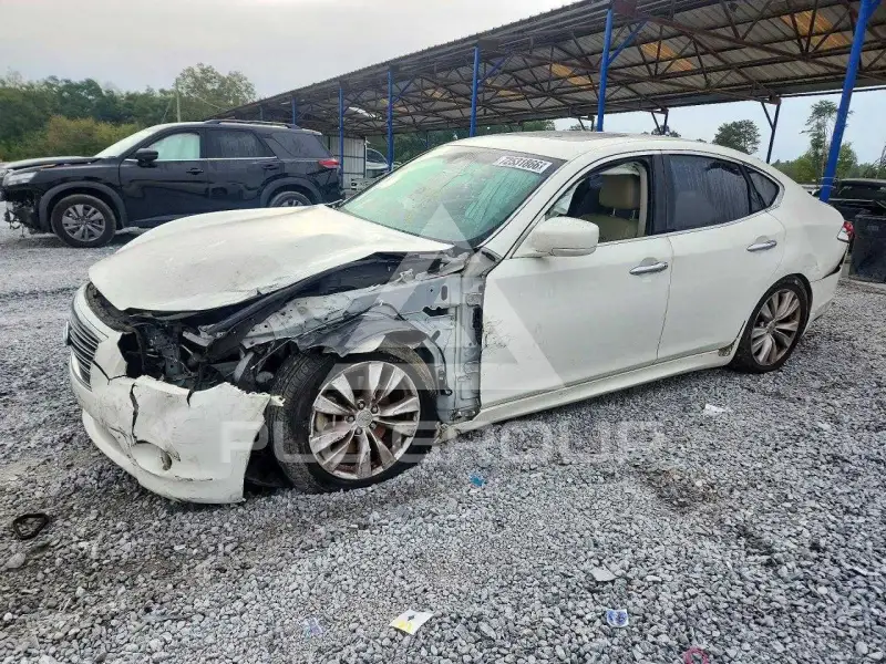 2011 Infinity M37 фото