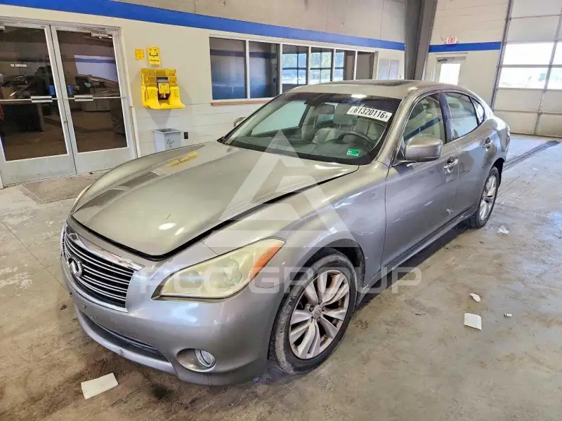 2011 Infinity M37 фото