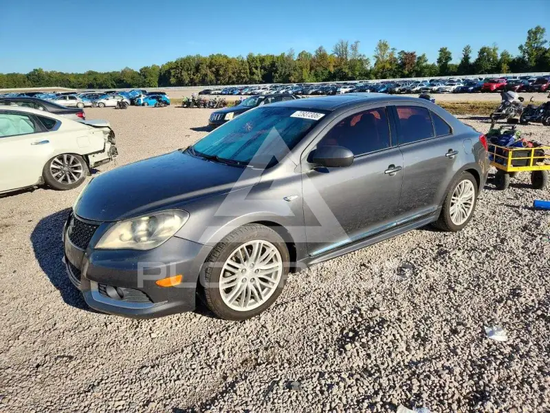 2011 Suzuki KIZASHI фото