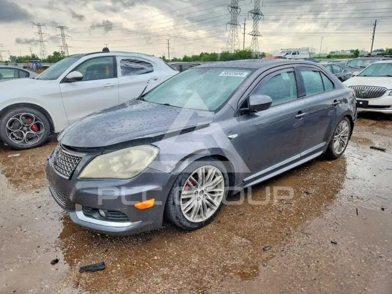 2011 Suzuki KIZASHI фото