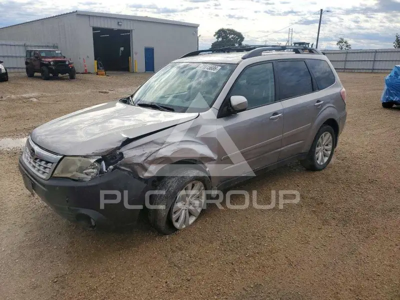 2011 Subaru Forester photo