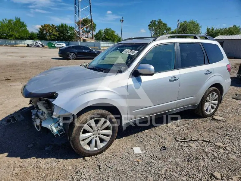 2011 Subaru Forester фото