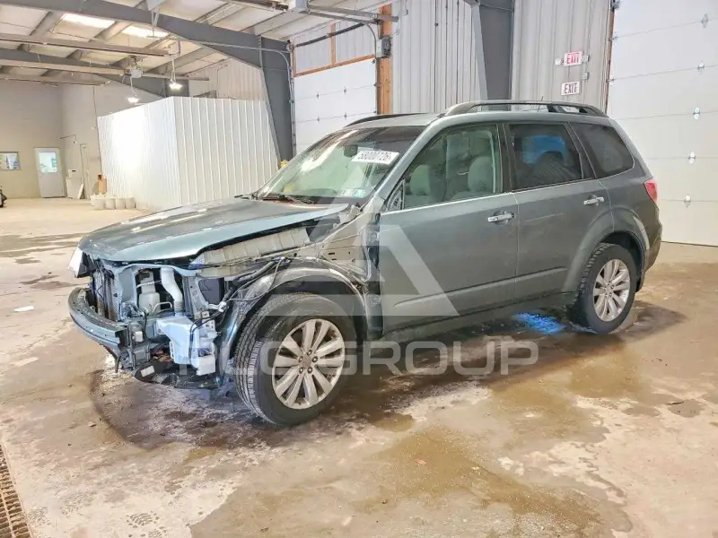 2011 Subaru Forester photo