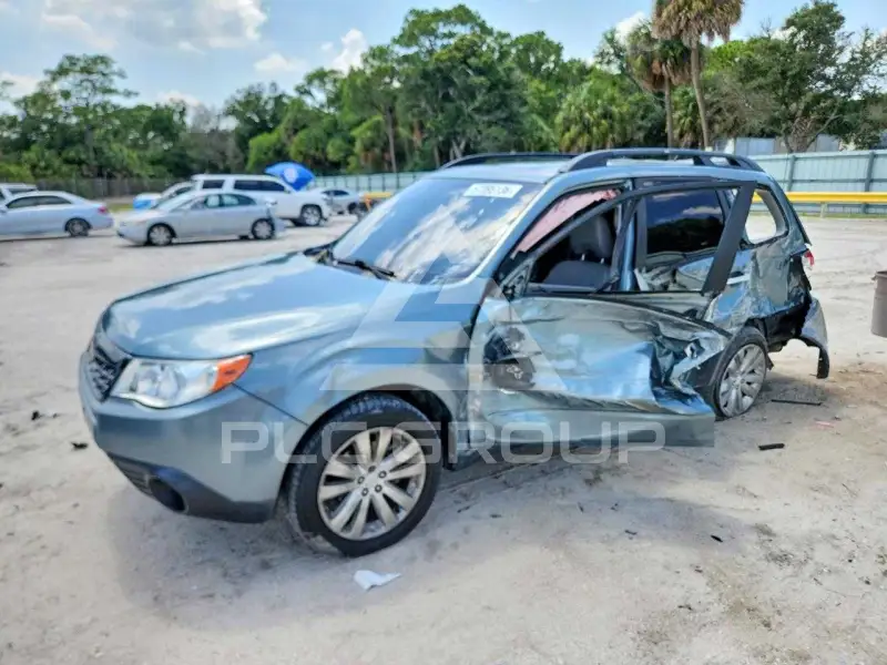 2011 Subaru Forester фото