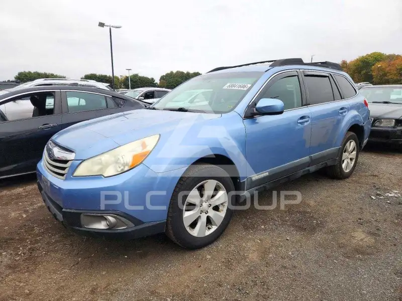 2011 Subaru Outback photo