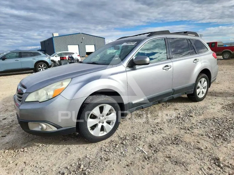 2011 Subaru Outback фото