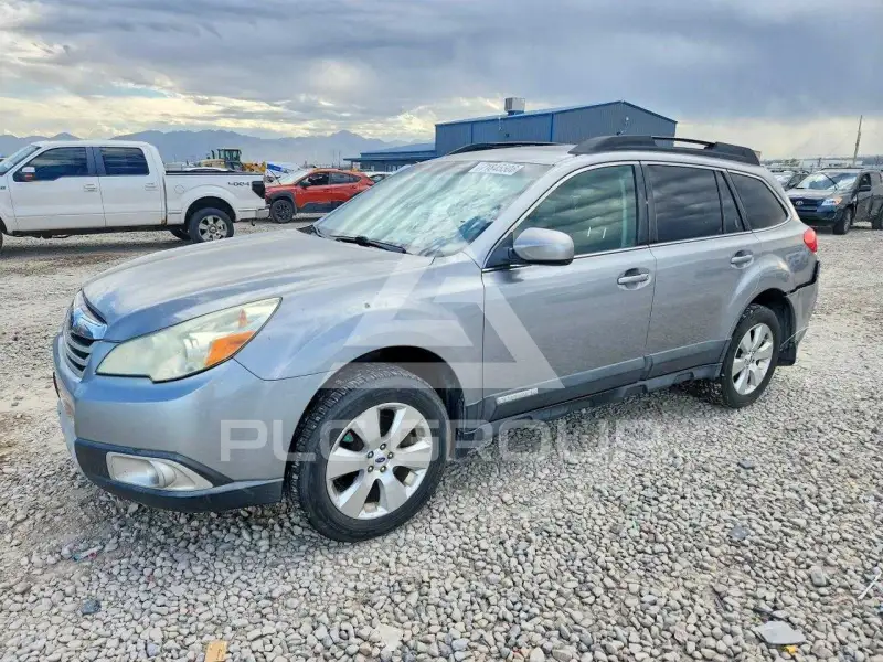 2011 Subaru Outback фото