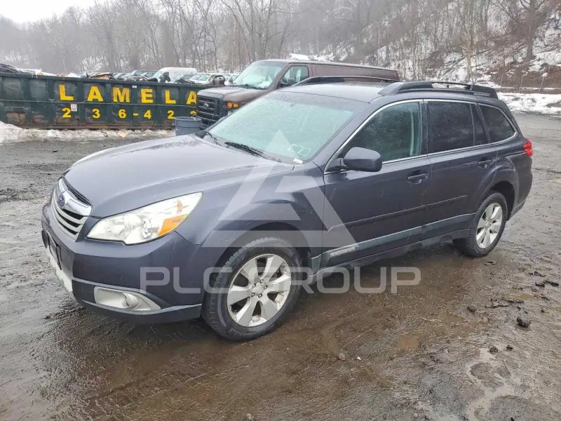 2011 Subaru Outback photo