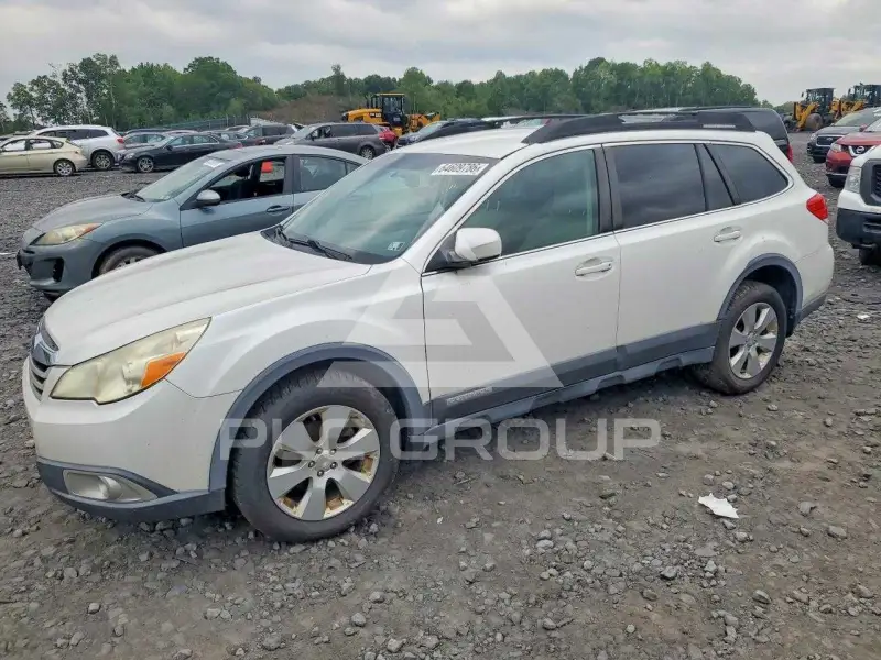 2011 Subaru Outback фото
