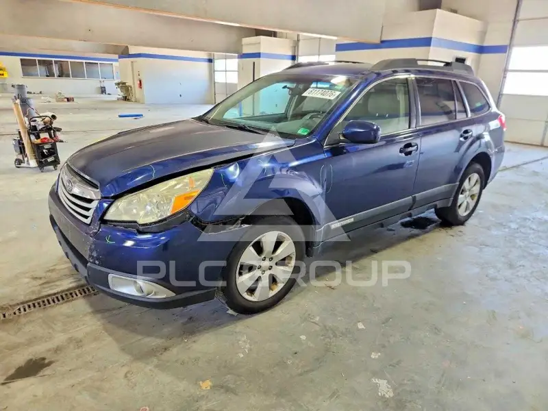 2011 Subaru Outback photo