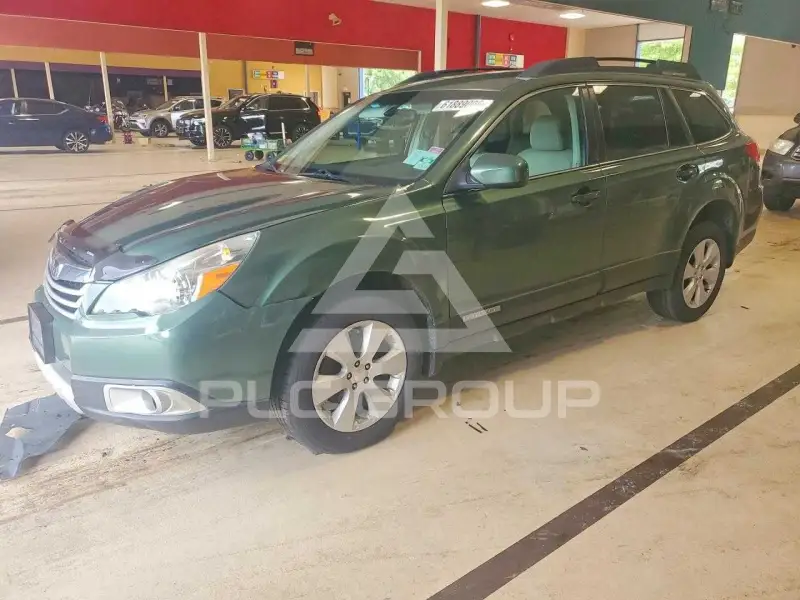 2011 Subaru Outback photo
