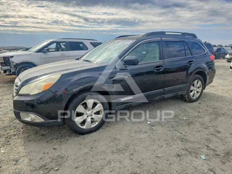 2011 Subaru Outback photo