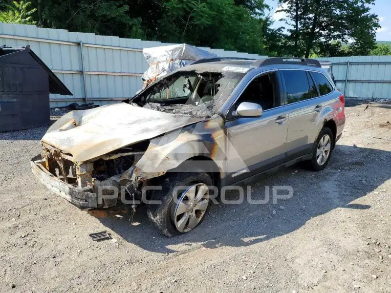 2011 Subaru Outback photo
