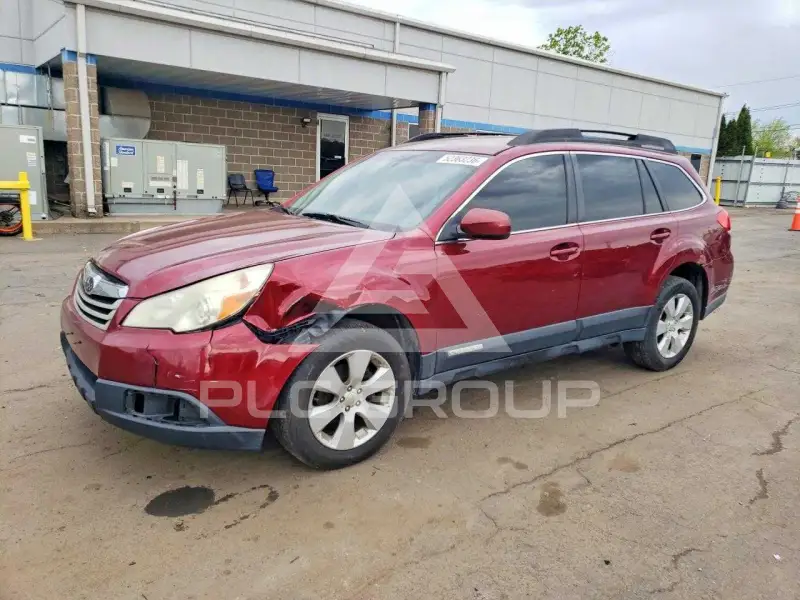 2011 Subaru Outback photo