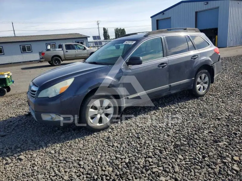 2011 Subaru Outback photo