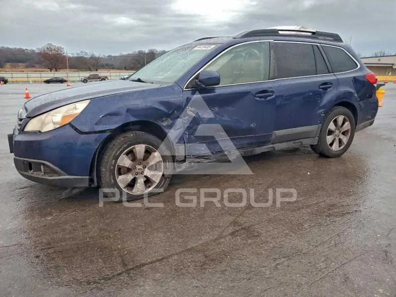 2011 Subaru Outback photo