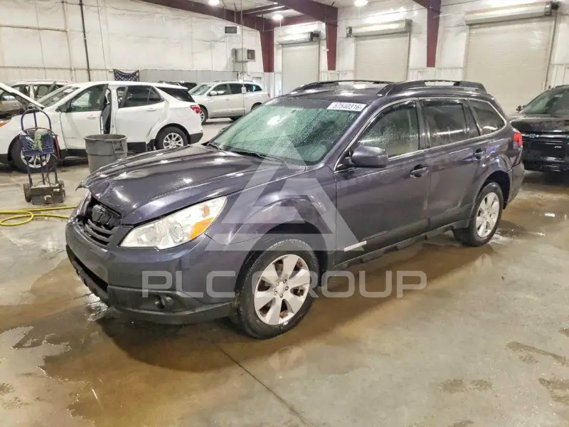 2011 Subaru Outback photo