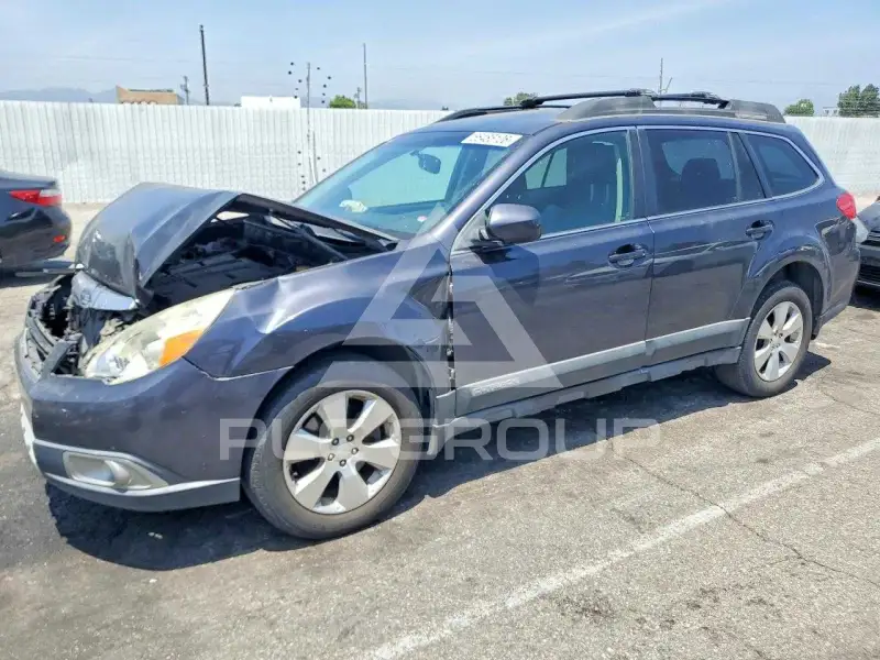 2011 Subaru Outback photo
