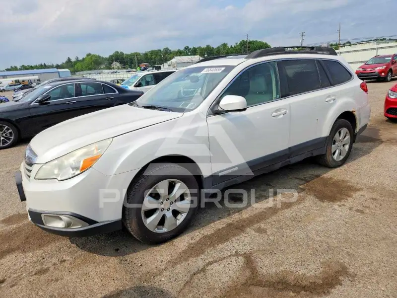 2011 Subaru Outback фото