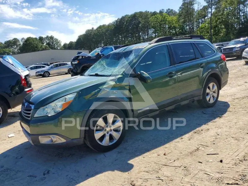 2011 Subaru Outback photo