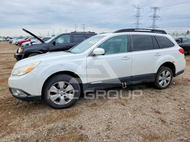 2011 Subaru Outback фото